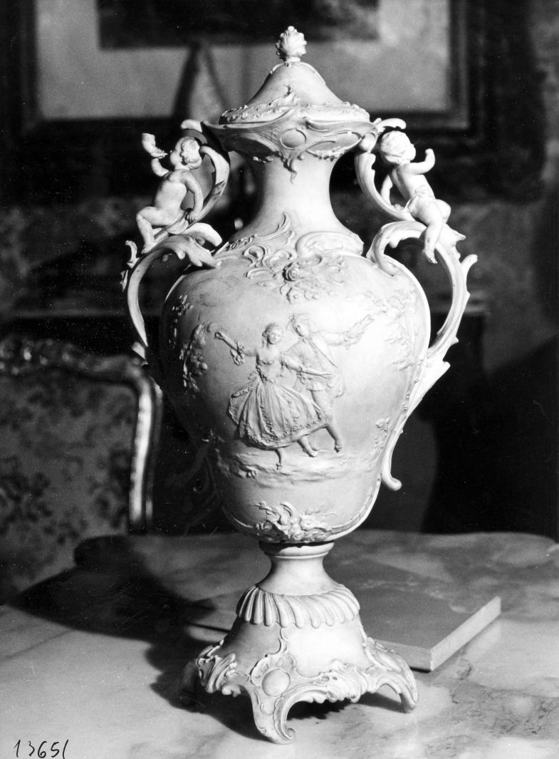 vaso - bottega francese (sec. XVIII)