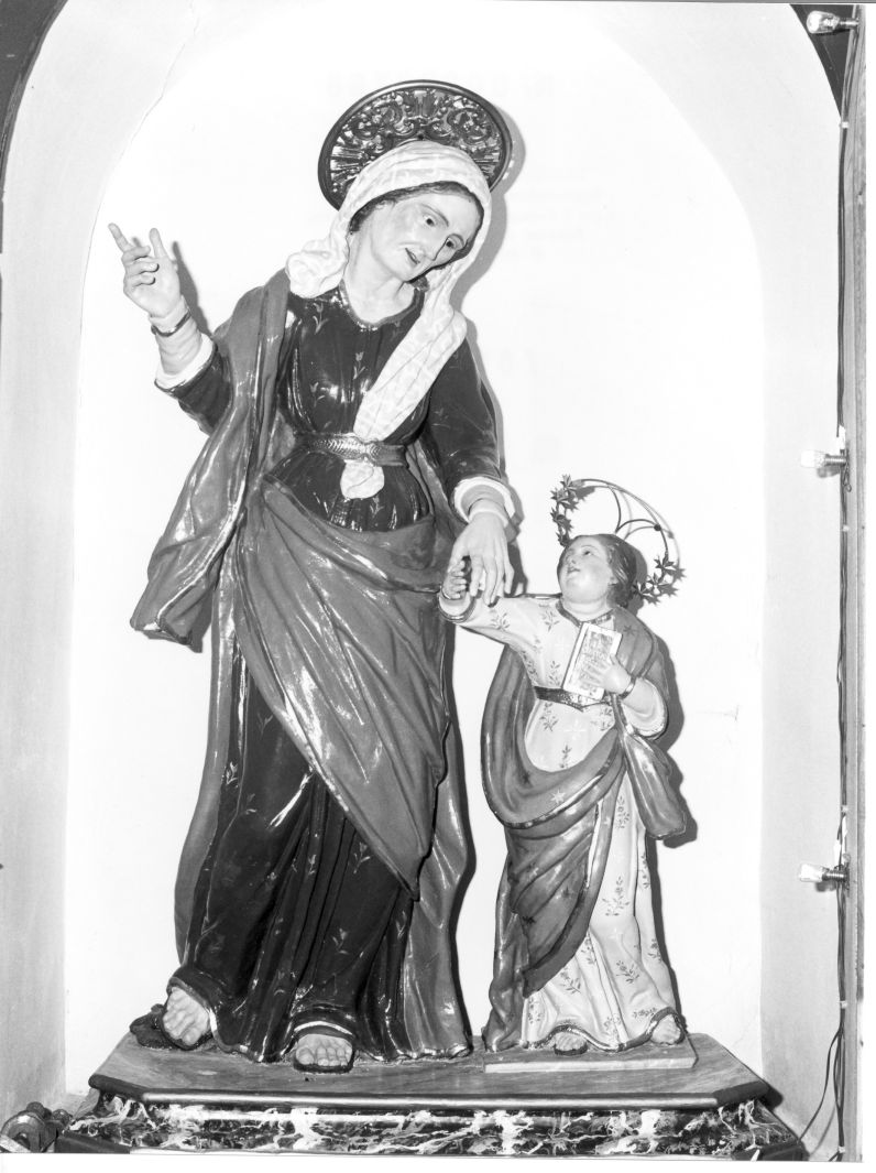 Maria Vergine bambina e Sant'Anna (gruppo scultoreo) - bottega campana (sec. XVIII)