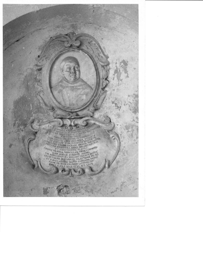 busto ritratto d'uomo (lapide commemorativa) - bottega irpina (sec. XVIII)