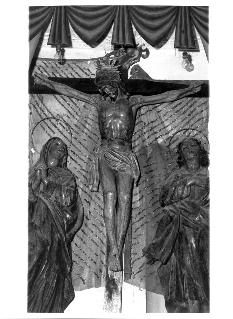 Cristo crocifisso (scultura) - bottega campana (metà sec. XVII)