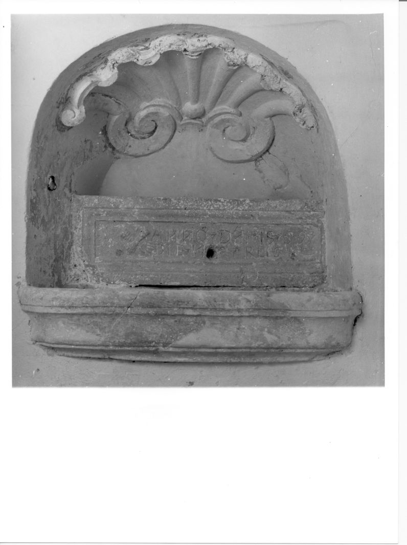 lavabo, opera isolata - bottega di Buccino (sec. XVI)