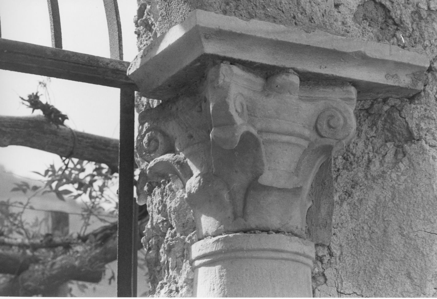 capitello composito - bottega campana (sec. XII)