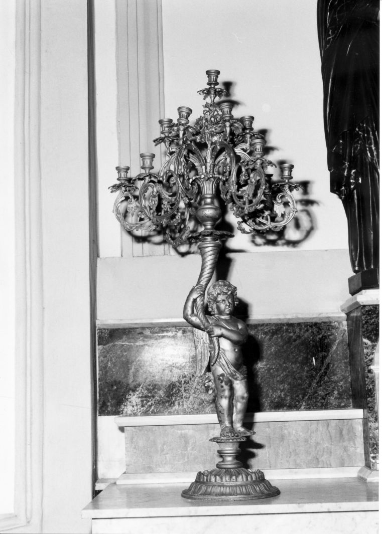 putto con cornucopia (candelabro, coppia) - bottega campana (fine/inizio secc. XIX/ XX)