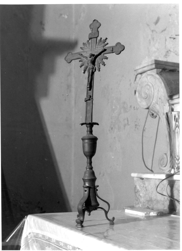 croce d'altare - bottega Italia meridionale (fine sec. XIX)