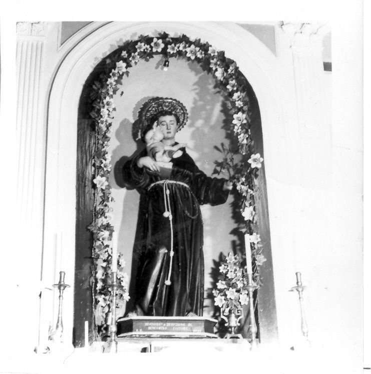 Sant'Antonio da Padova con il bambino (statua) di Fumo Nicola (sec. XVIII)