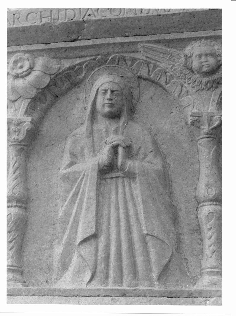 Madonna Addolorata (rilievo, elemento d'insieme) - bottega dianese (sec. XVI)