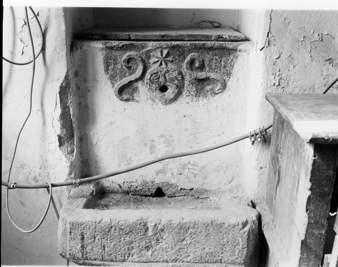 fontana - bottega campana (fine/inizio secc. XVII/ XVIII)
