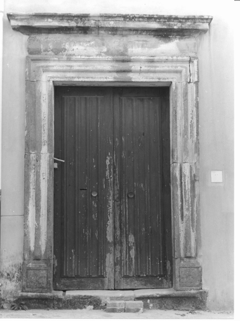 portale, opera isolata - bottega cilentana (prima metà sec. XVII)