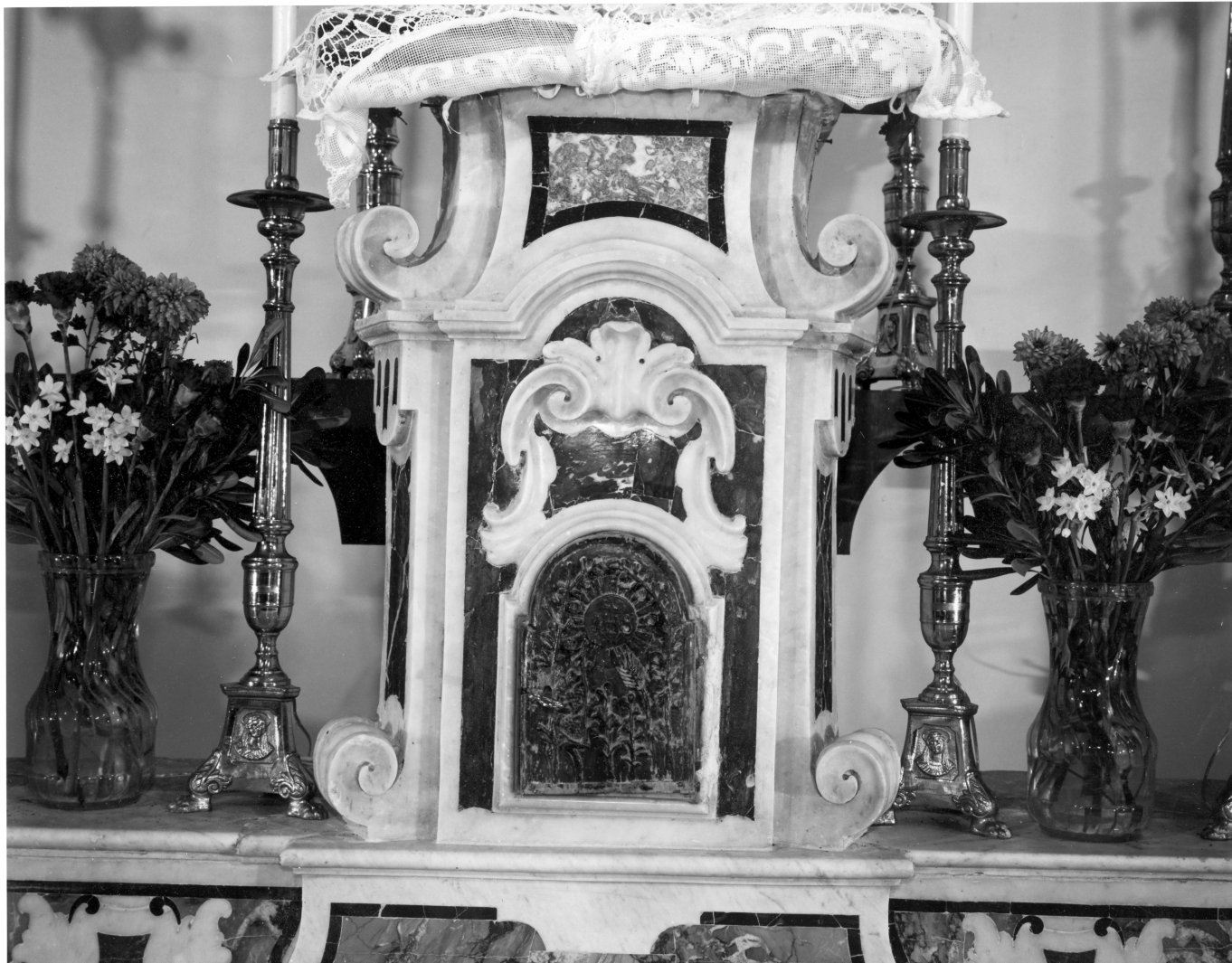 tabernacolo, elemento d'insieme - bottega napoletana (sec. XVIII)