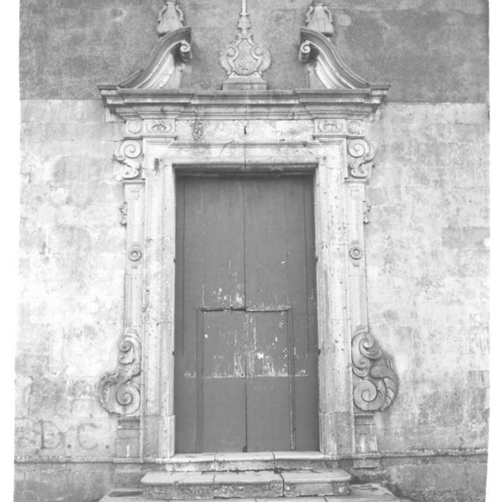 portale maggiore - bottega irpina (fine/inizio secc. XVIII/ XIX)