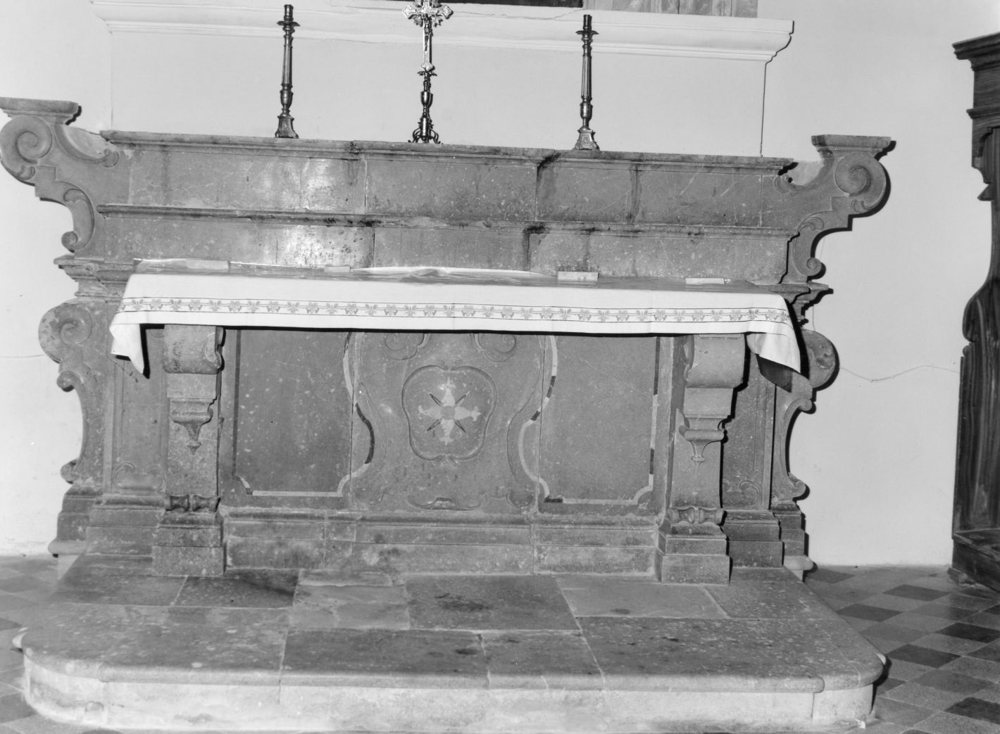 altare - bottega irpina (metà sec. XVIII)