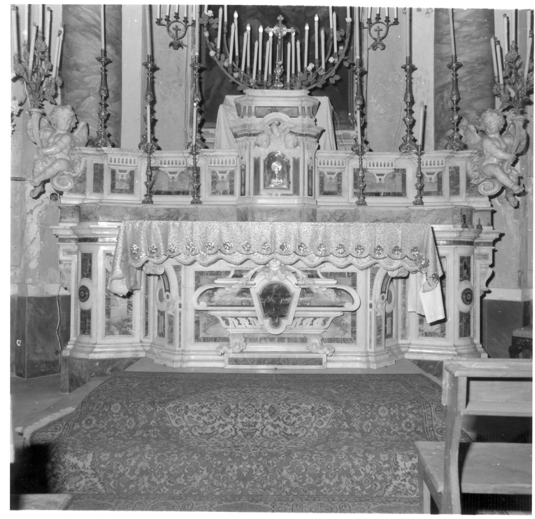 altare maggiore - bottega campana (fine/inizio secc. XVII/ XVIII)