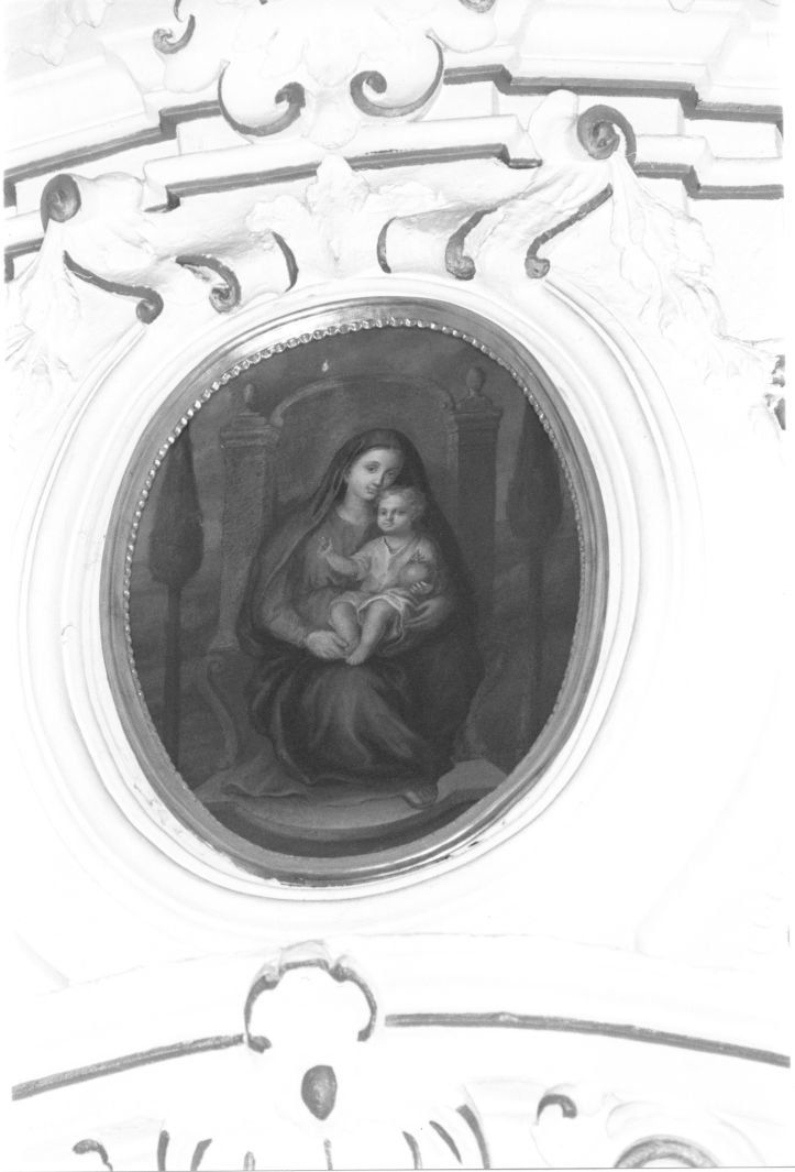 Madonna con Bambino in trono (dipinto) - ambito napoletano (fine/inizio secc. XVI/ XVII)