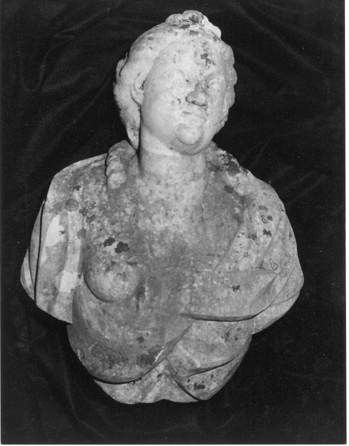 figura femminile (busto, opera isolata) - bottega Italia centro-meridionale (seconda metà sec. XIX)