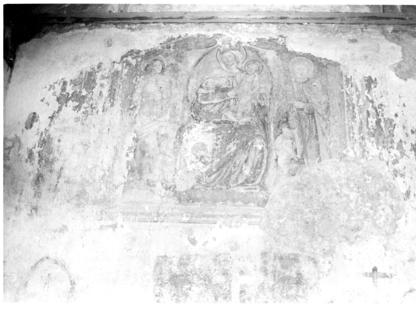 Madonna con Bambino in trono tra santi (dipinto) - ambito Italia centro-meridionale (terzo quarto sec. XVI)