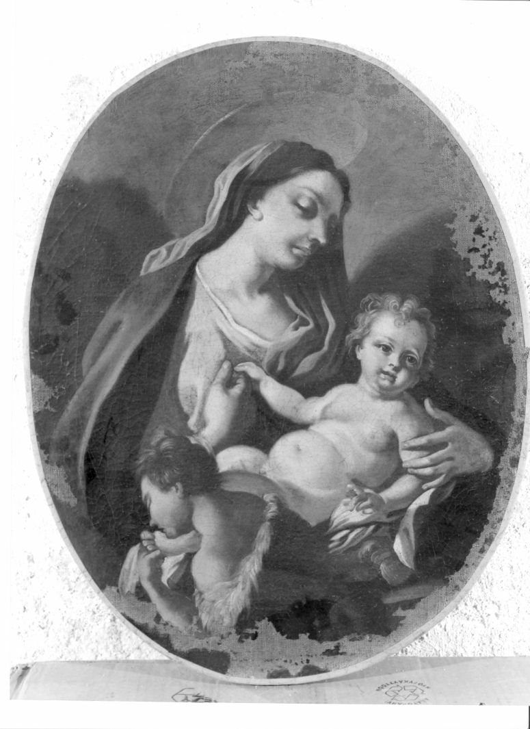 Madonna con Bambino e San Giovannino (dipinto) di Solimena Francesco detto Abate Ciccio (bottega) (prima metà sec. XVIII)