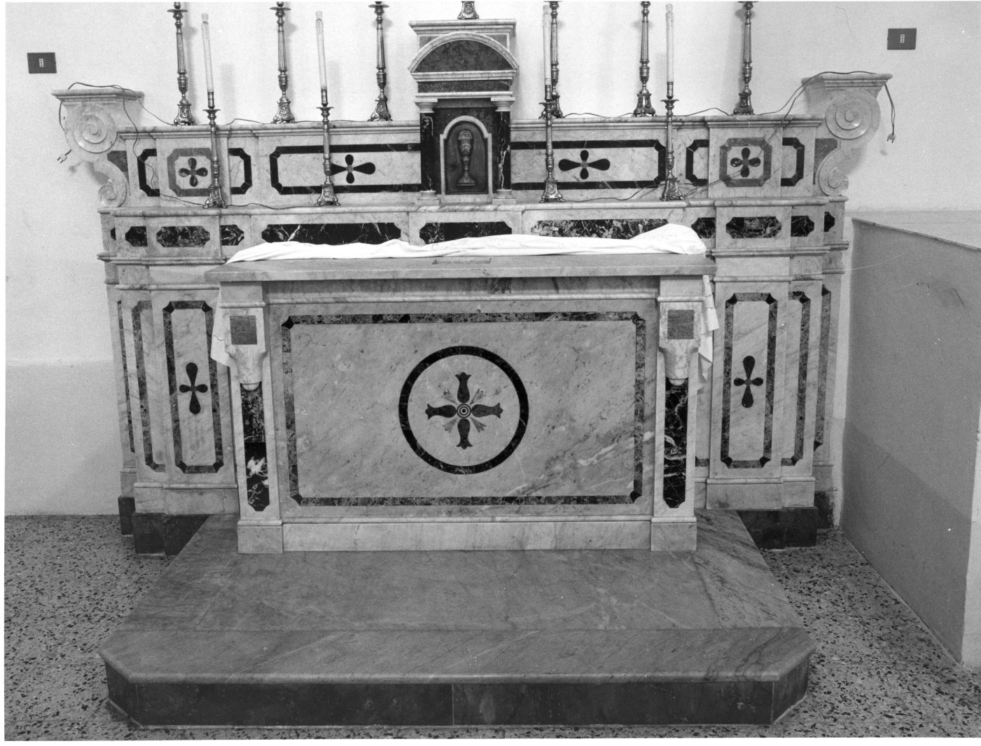 altare - bottega Italia meridionale (prima metà sec. XX)