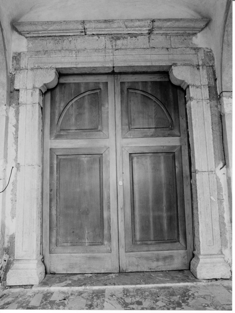 portale - bottega cilentana (fine/inizio secc. XVII/ XVIII)