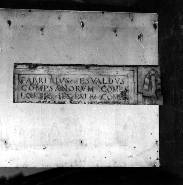 iscrizione (lapide tombale, elemento d'insieme) - bottega campana (sec. XVI)