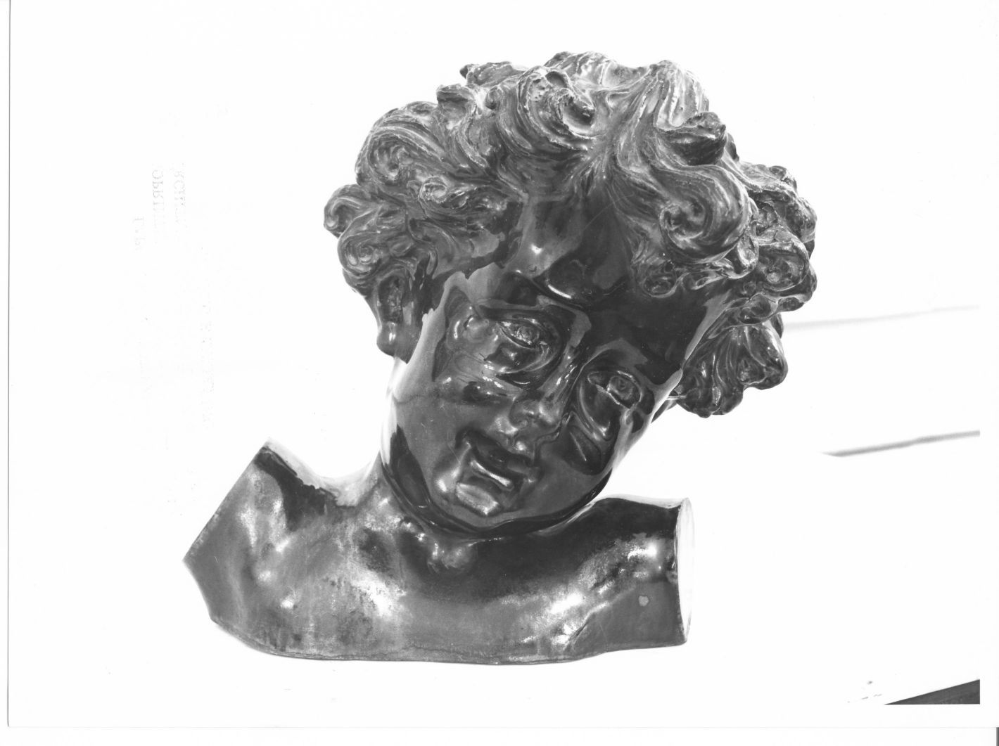 busto ritratto di bambino (busto) di Martelli Achille (attribuito) (fine/inizio secc. XIX/ XX)
