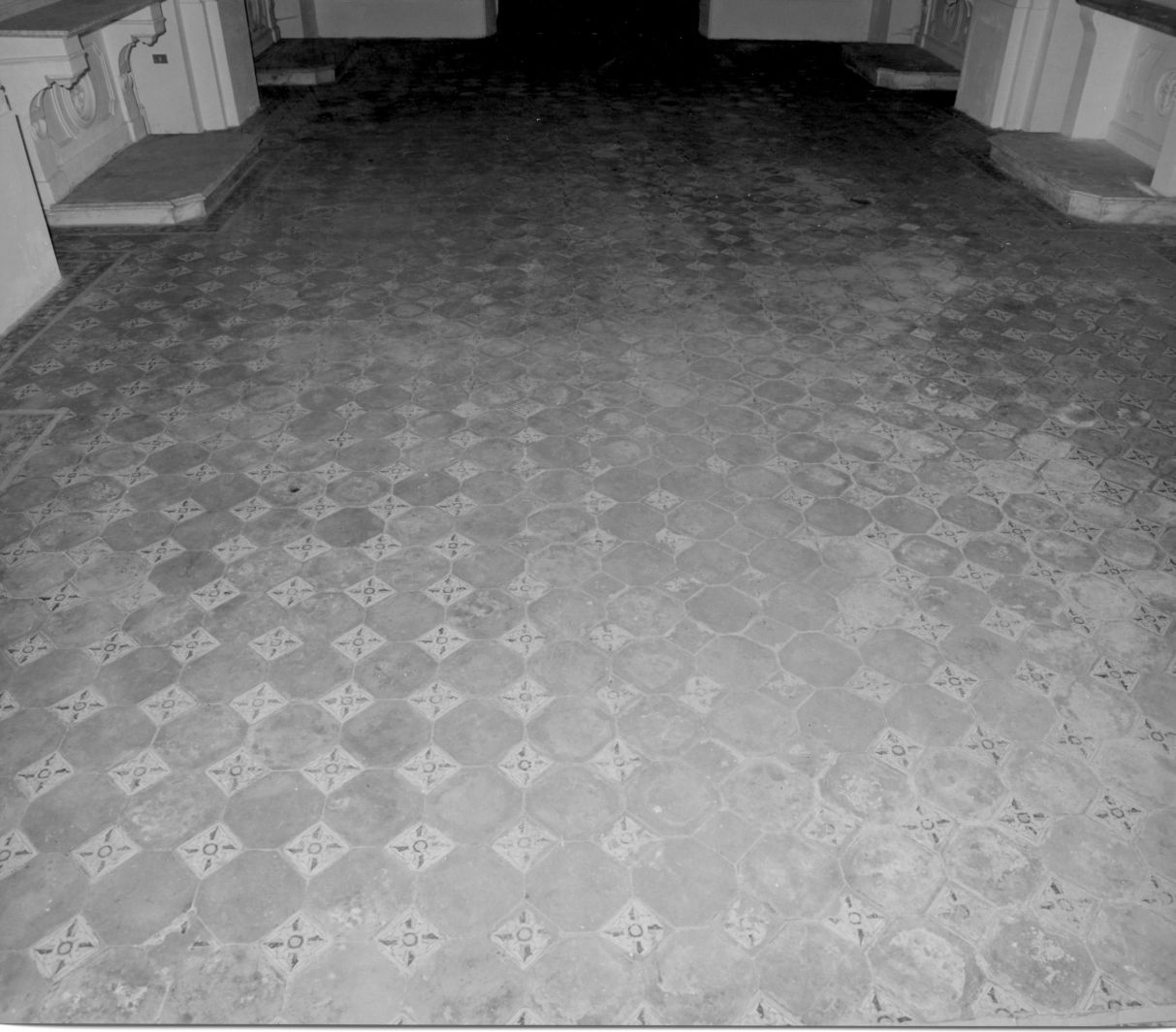 pavimento - bottega campana (seconda metà sec. XVIII)