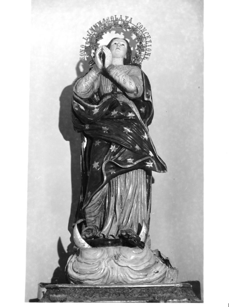 Madonna Immacolata (statua, opera isolata) di Surano Raffaele (sec. XIX)