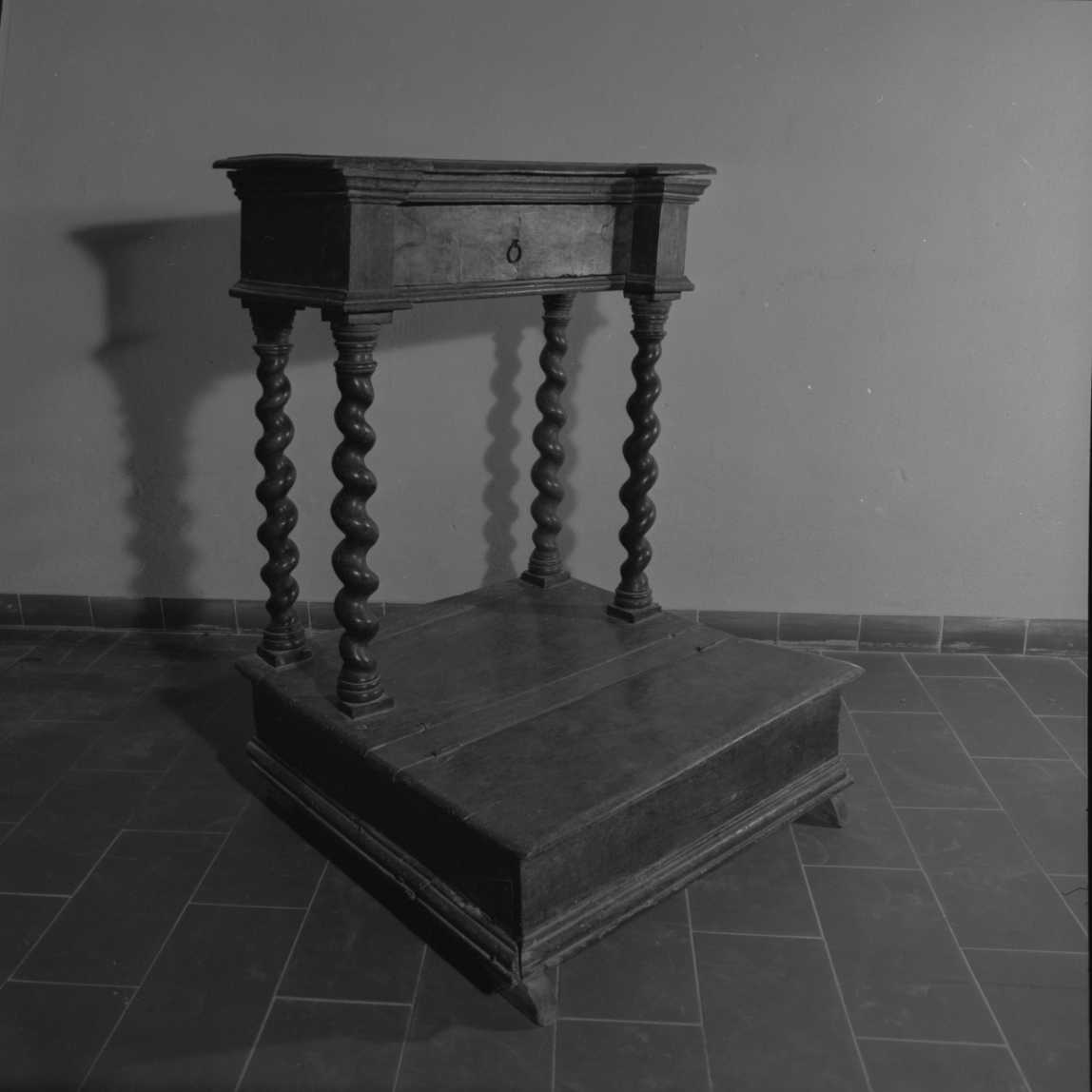 inginocchiatoio - ambito romagnolo (seconda metà sec. XVII)