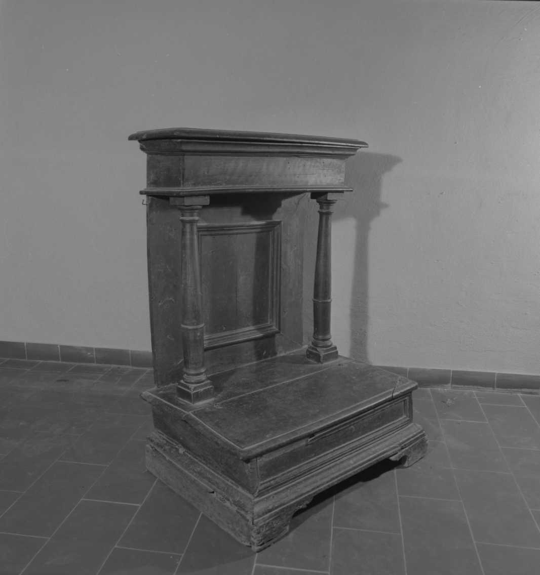 inginocchiatoio - ambito romagnolo (prima metà sec. XVIII)