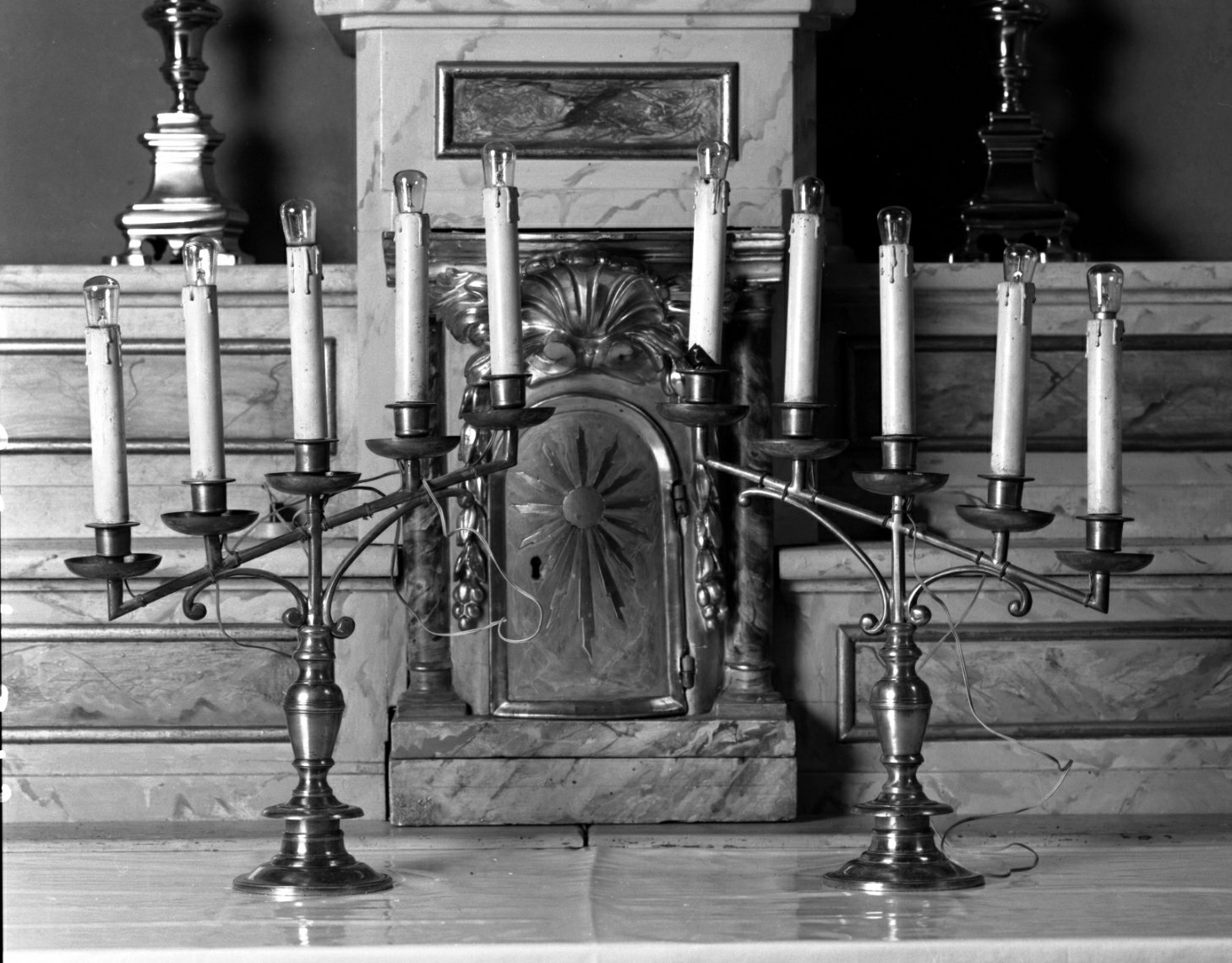 candeliere d'altare - produzione romagnola (primo quarto sec. XX)