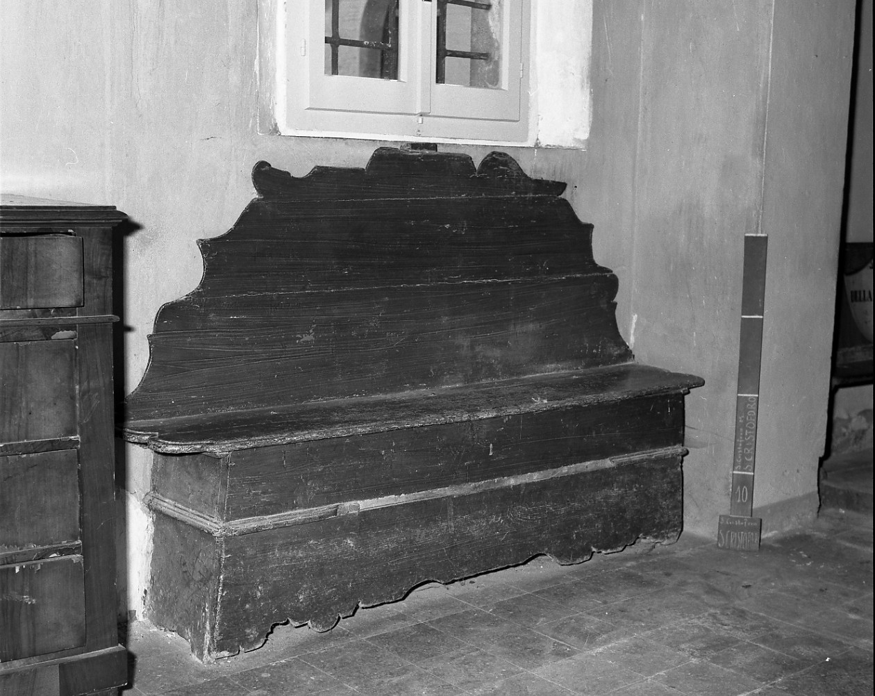 cassapanca, opera isolata - bottega romagnola (sec. XVIII)