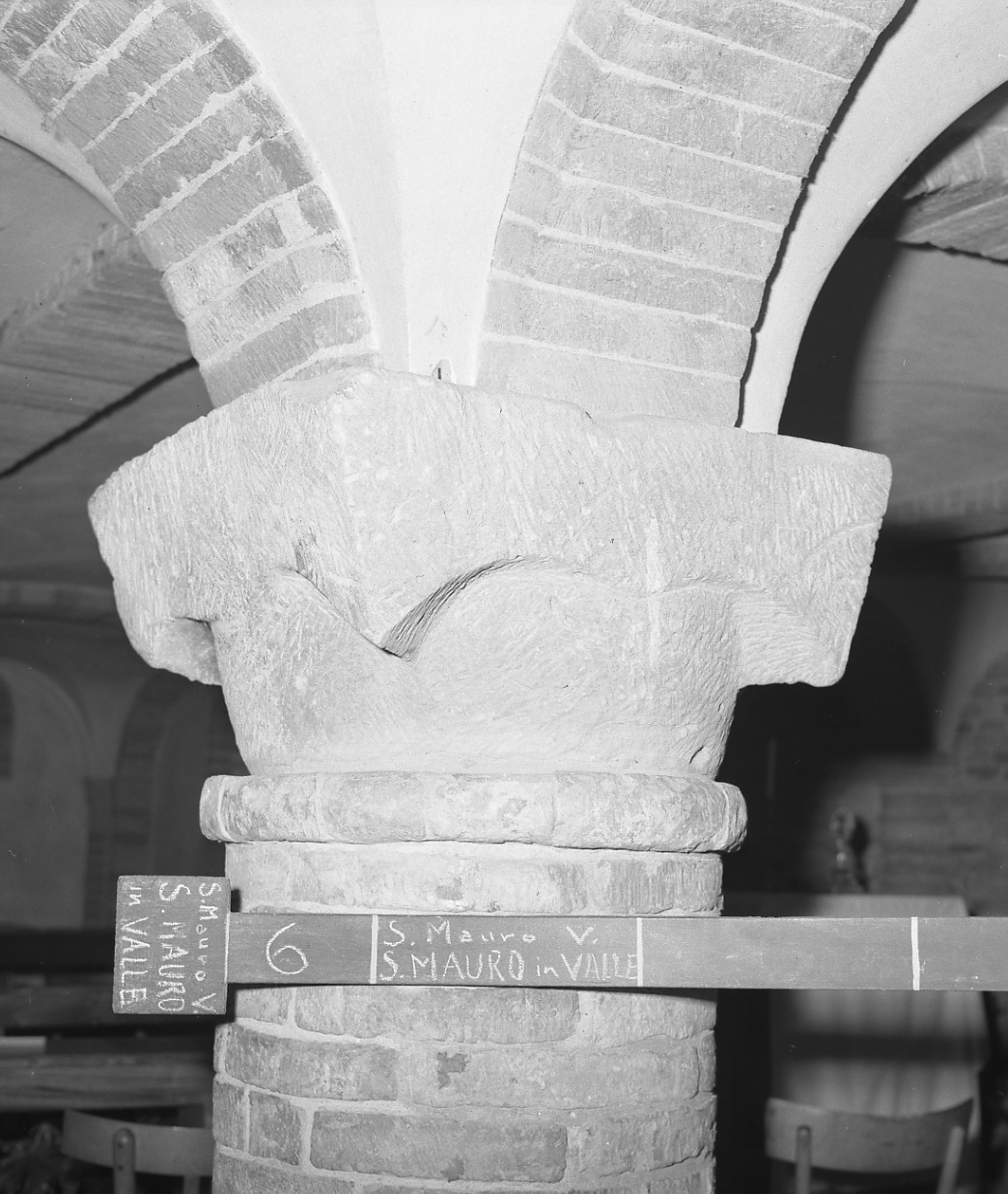 capitello, opera isolata - produzione Italia centro-settentrionale (secc. I/ V)