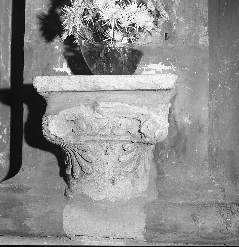 capitello, frammento - bottega romagnola (fine sec. XV)