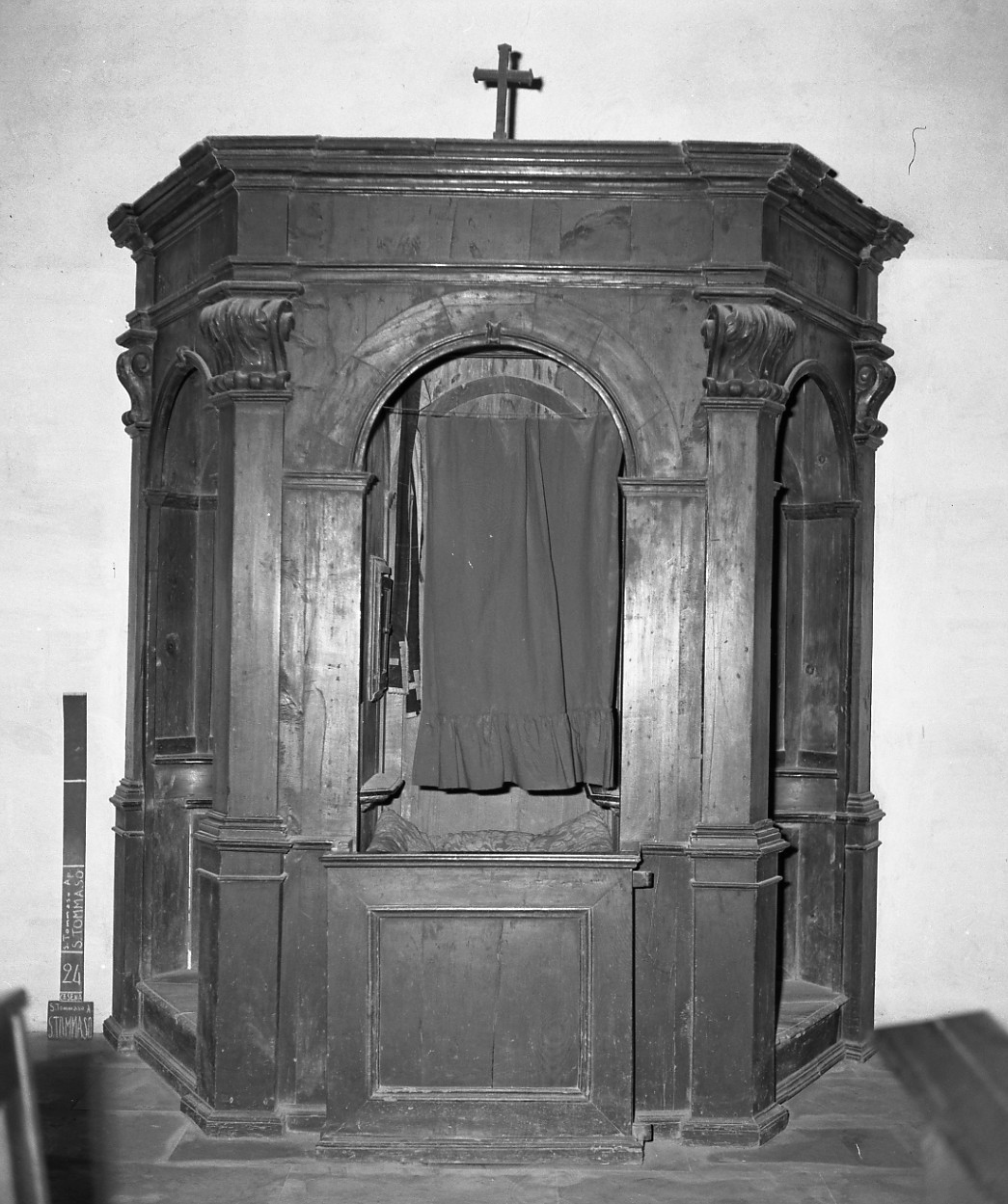 confessionale, opera isolata - bottega romagnola (secc. XVII/ XVIII)