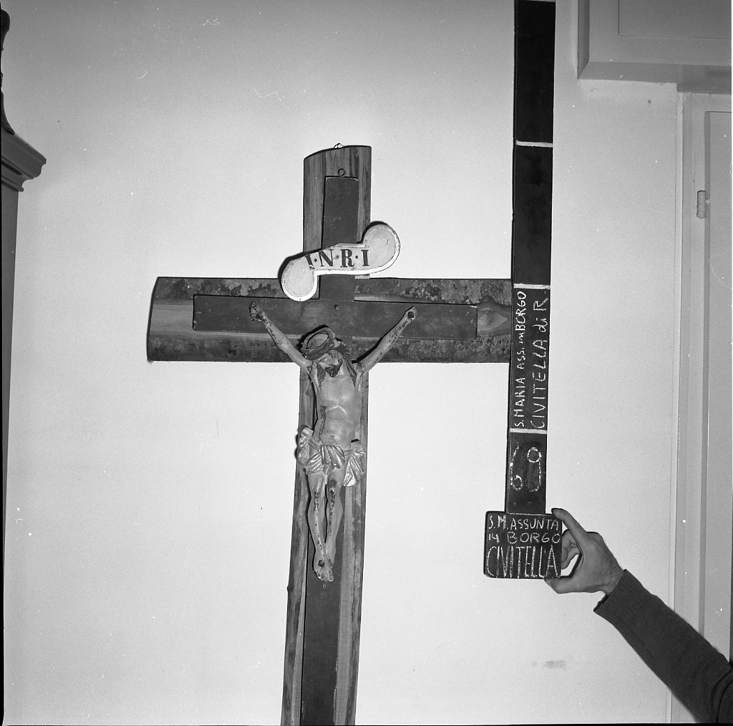 Cristo crocifisso (scultura, opera isolata) - bottega Italia centro-settentrionale (sec. XVIII)