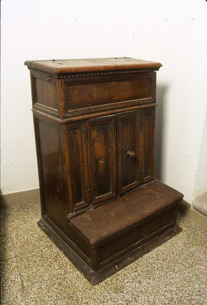 inginocchiatoio - bottega emiliano-romagnola (sec. XVII)