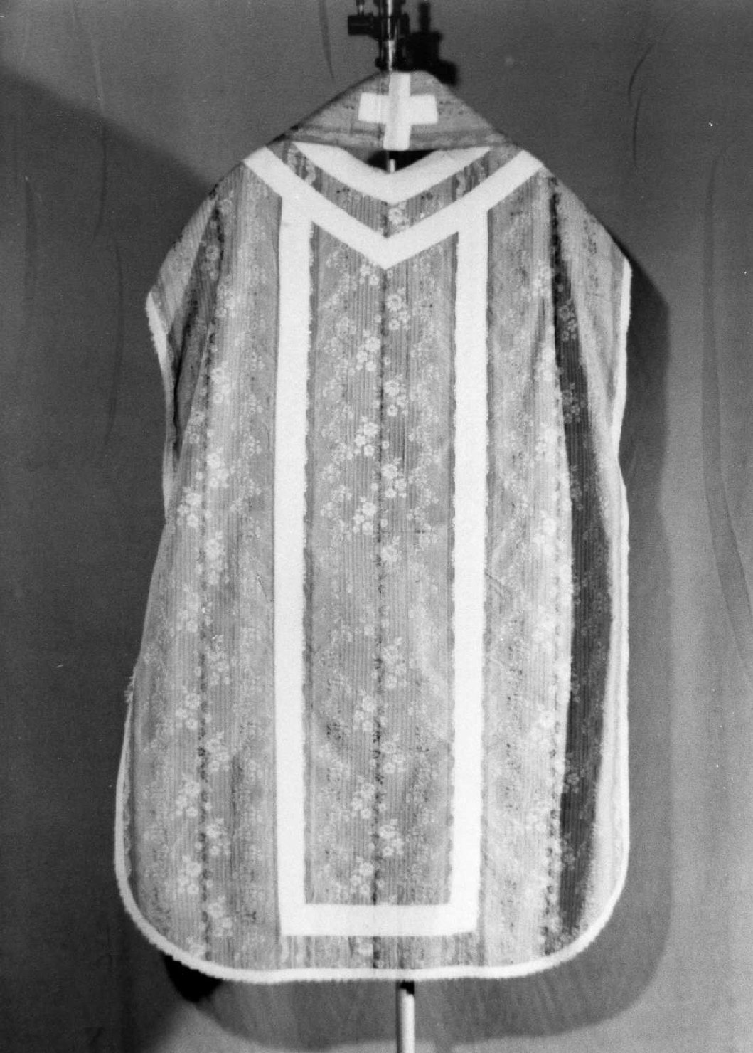 paramento liturgico, insieme - ambito romagnolo (sec. XIX)