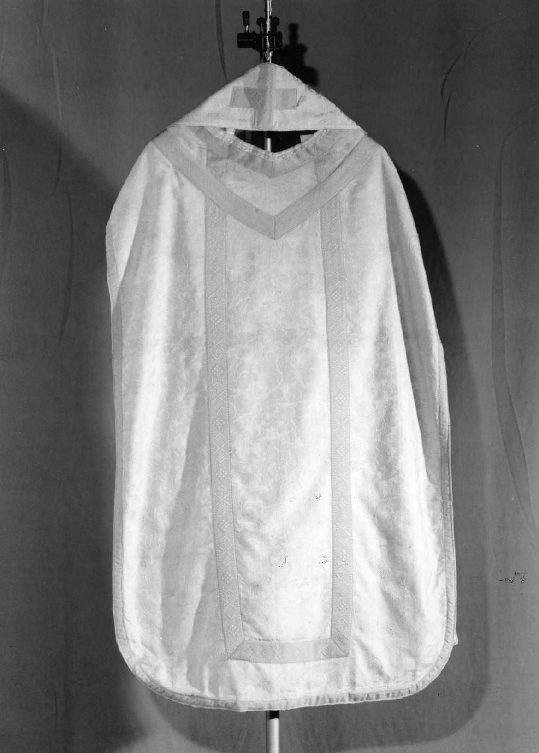 paramento liturgico, insieme - ambito romagnolo (seconda metà sec. XIX)