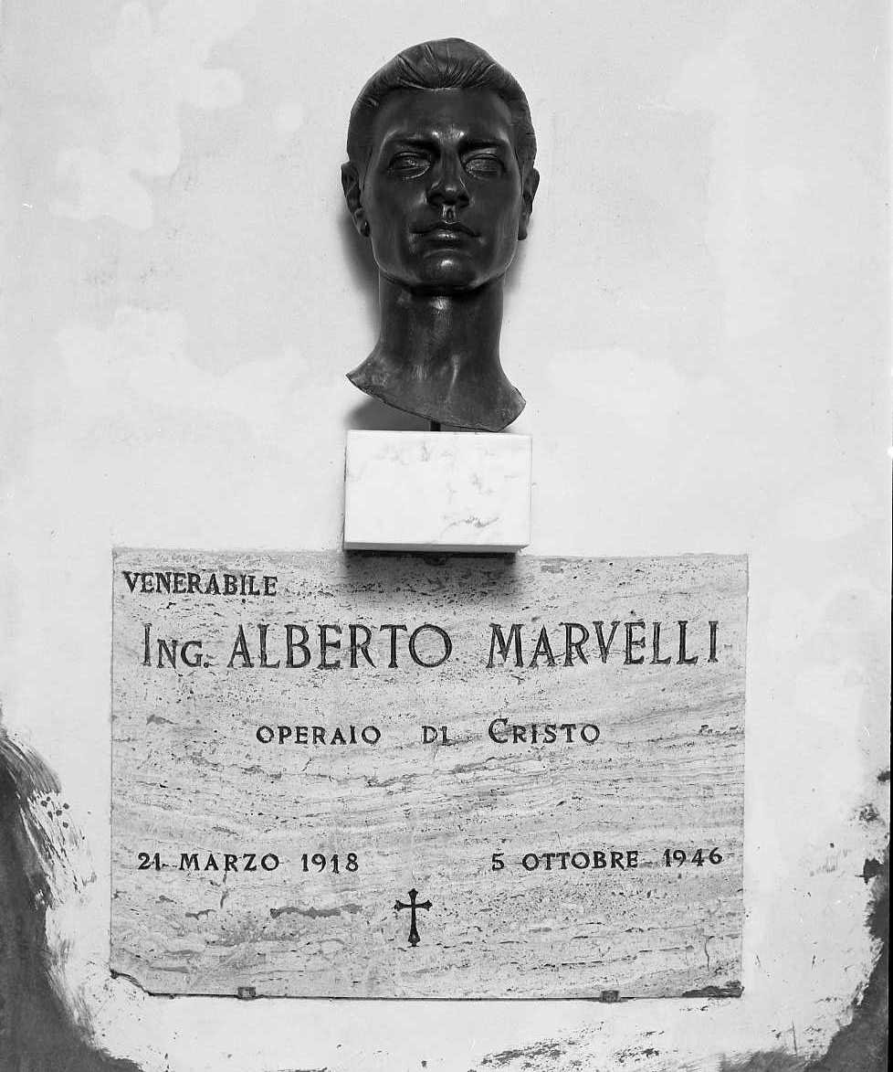 Ritratto di Anrea Marvelli (scultura) di Morri Elio (sec. XX)