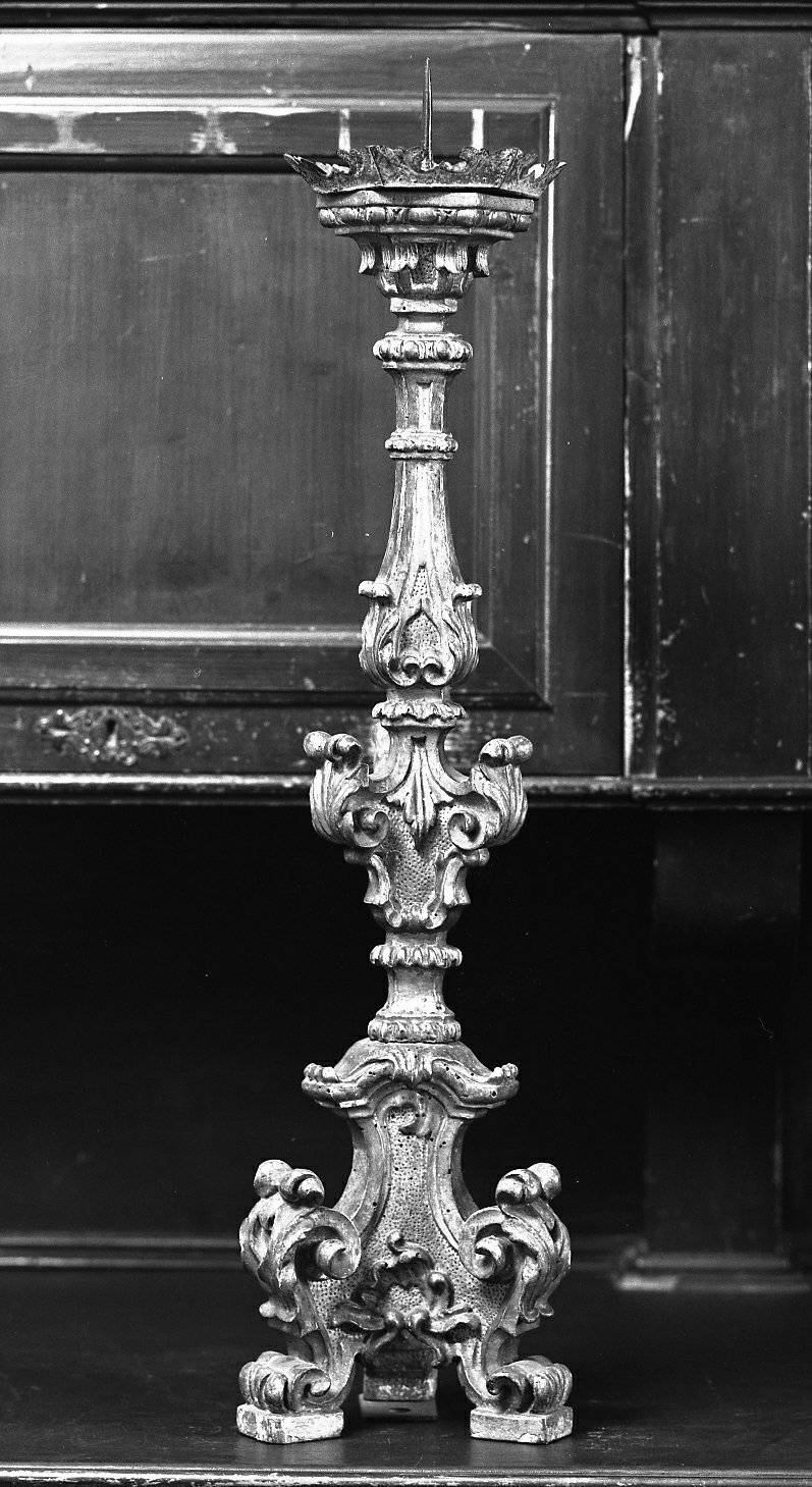 candeliere d'altare - manifattura romagnola (seconda metà sec. XVIII)