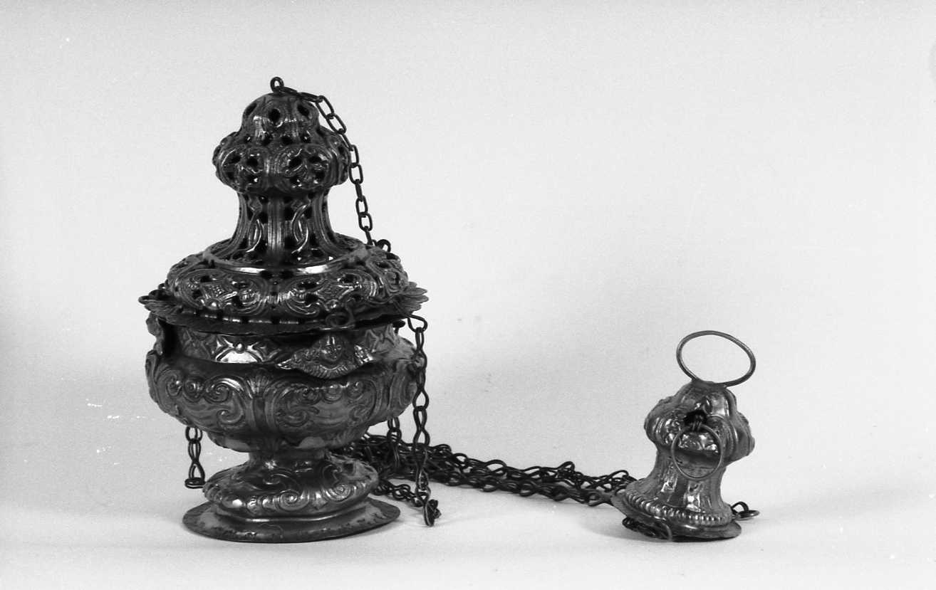 turibolo - a vaso fiammeggiante - bottega emiliano-romagnola (seconda metà sec. XVIII)