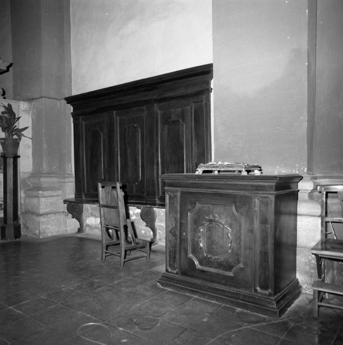 schienale di stallo di coro, coppia - bottega romagnola (sec. XVIII)