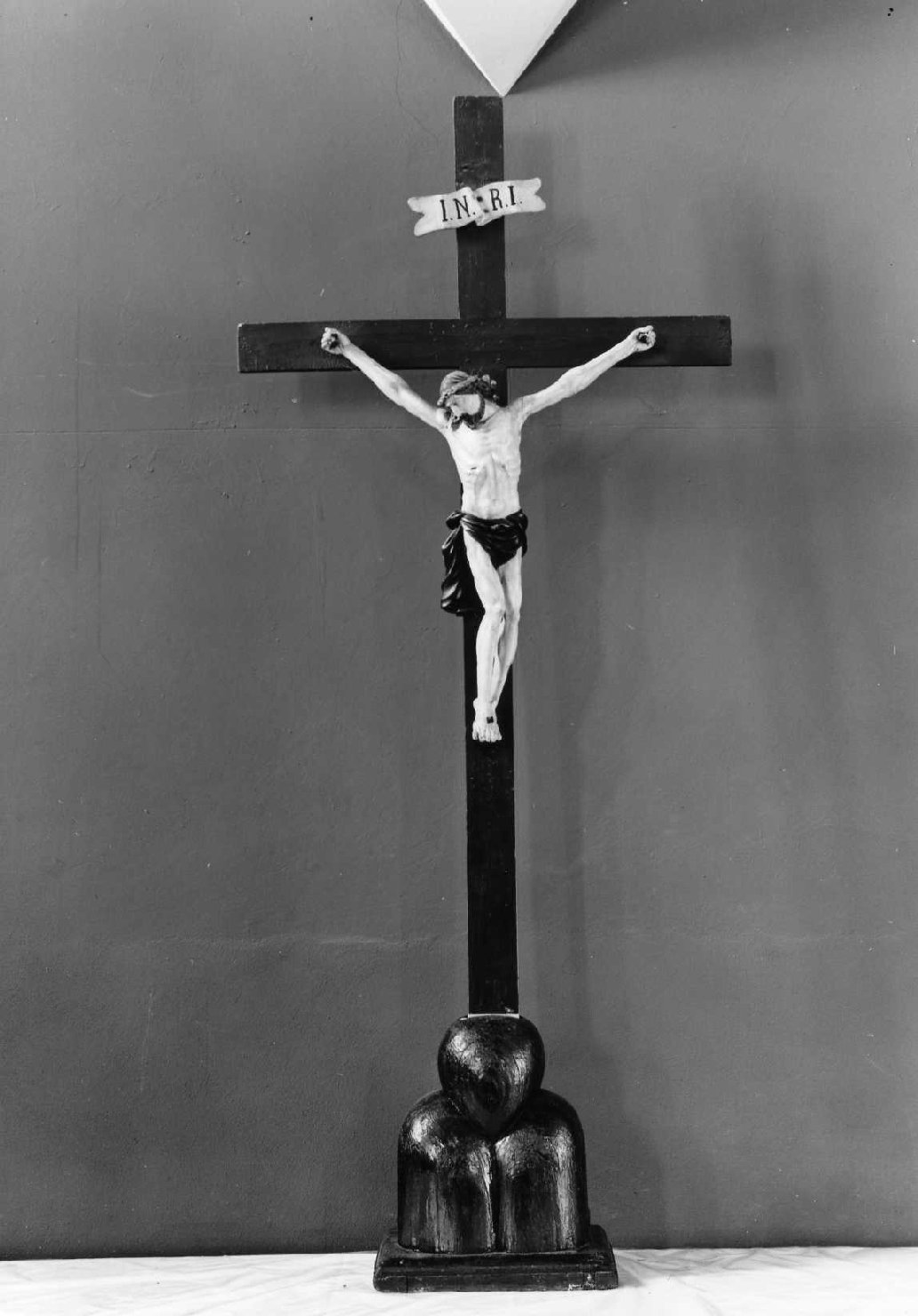 Cristo crocifisso (croce del Venerdì Santo) - ambito tosco-romagnolo (ultimo quarto sec. XIX)