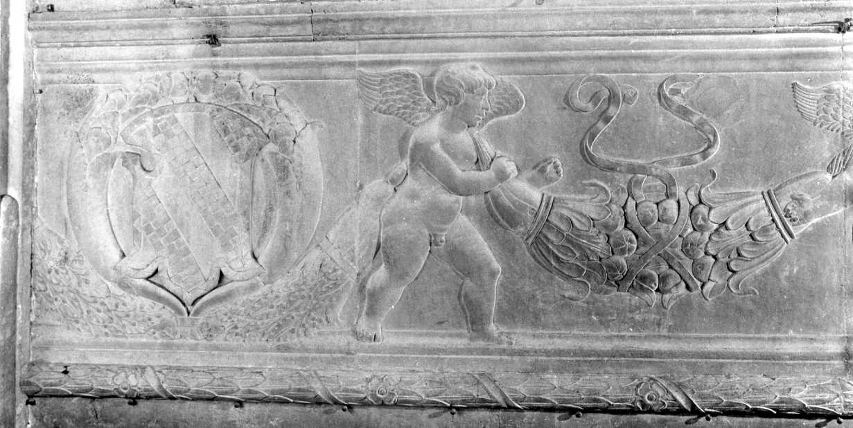 motivi decorativi vegetali a festoni con nastri e putti (rilievo) di Agostino di Duccio (e aiuti) (sec. XV)