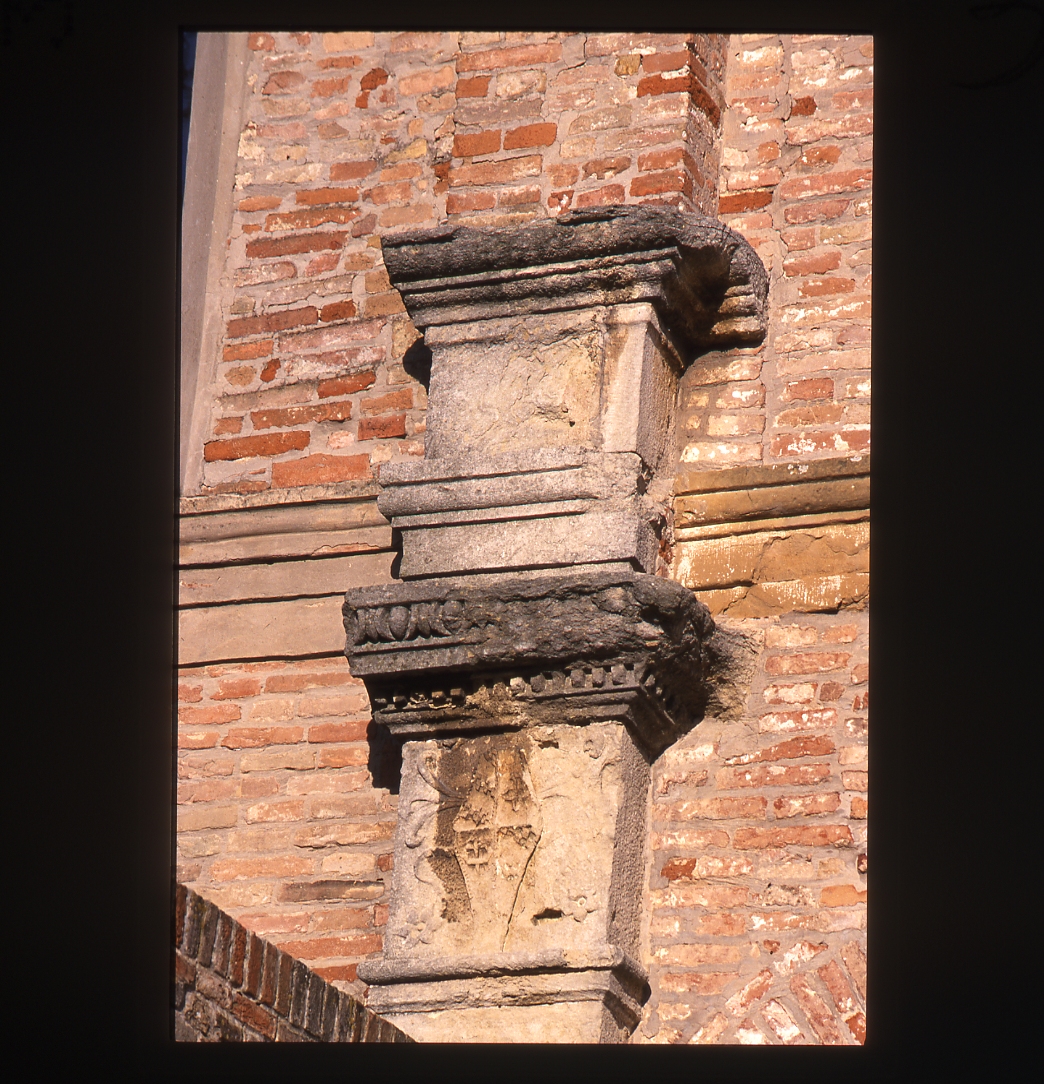 capitello - bottega emiliano-romagnola (inizio sec. XVI)