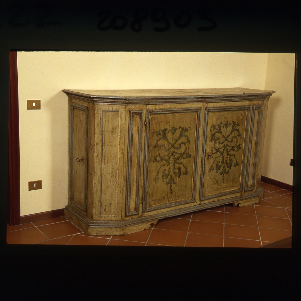 credenza - bottega marchigiana (sec. XVIII)
