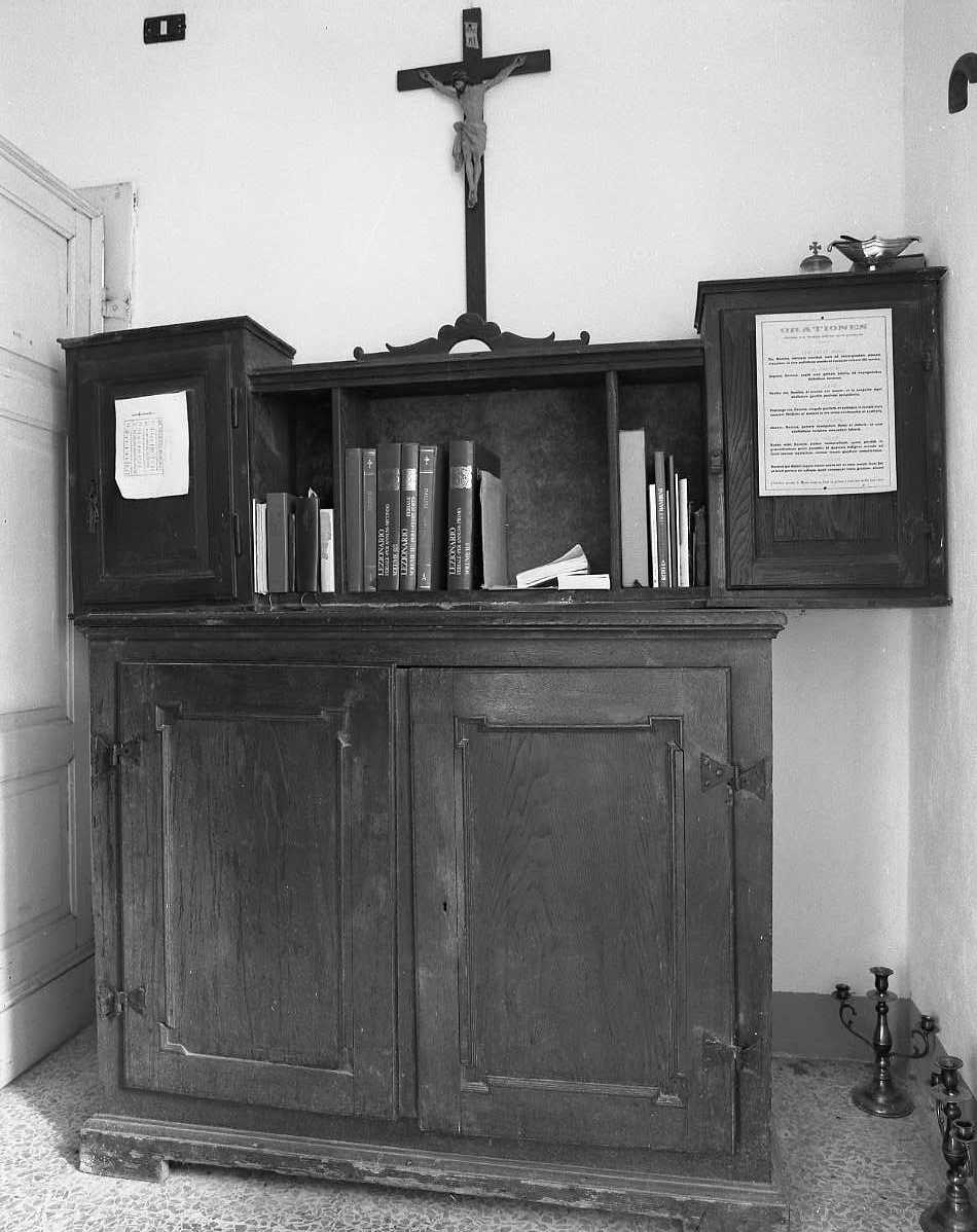 armadio da sacrestia - bottega tosco-romagnola (sec. XVIII)