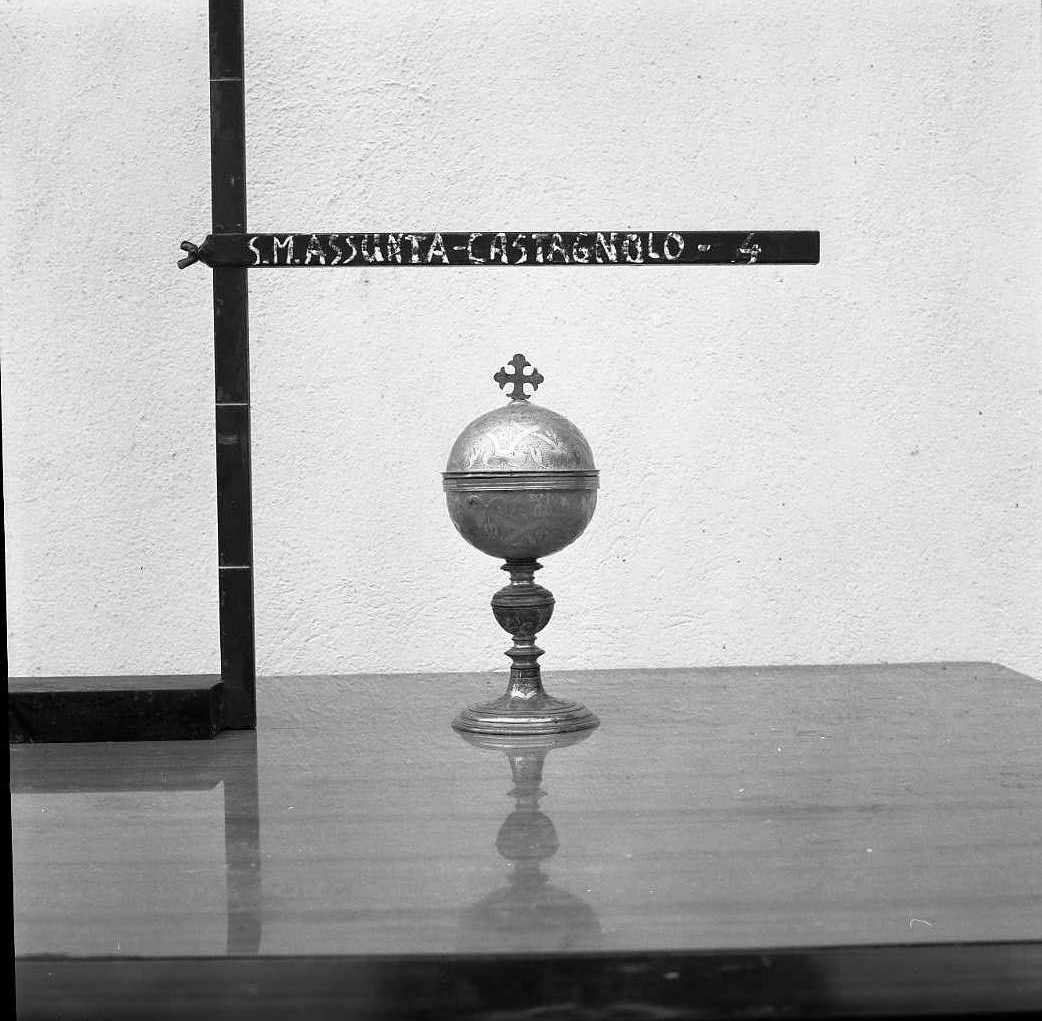 pisside - bottega toscana (prima metà sec. XVI)