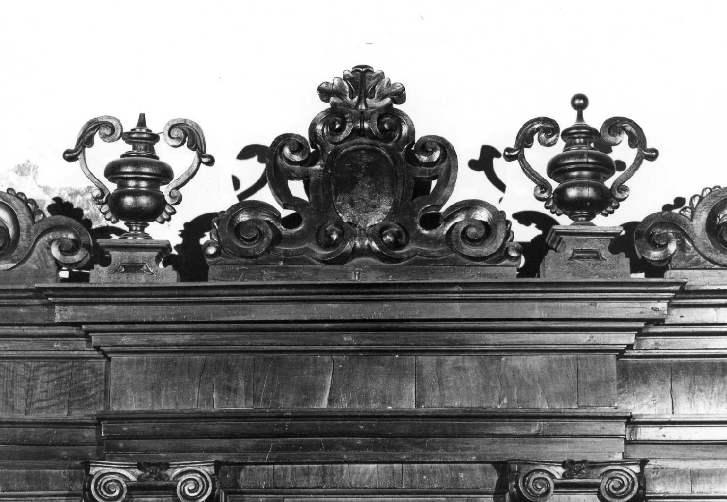 armadio monumentale di Lanzani Giovanni Antonio (sec. XVII)