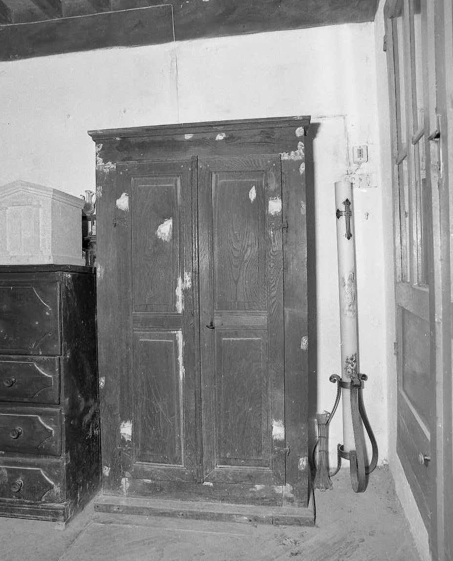 credenza - bottega tosco-romagnola (sec. XIX)