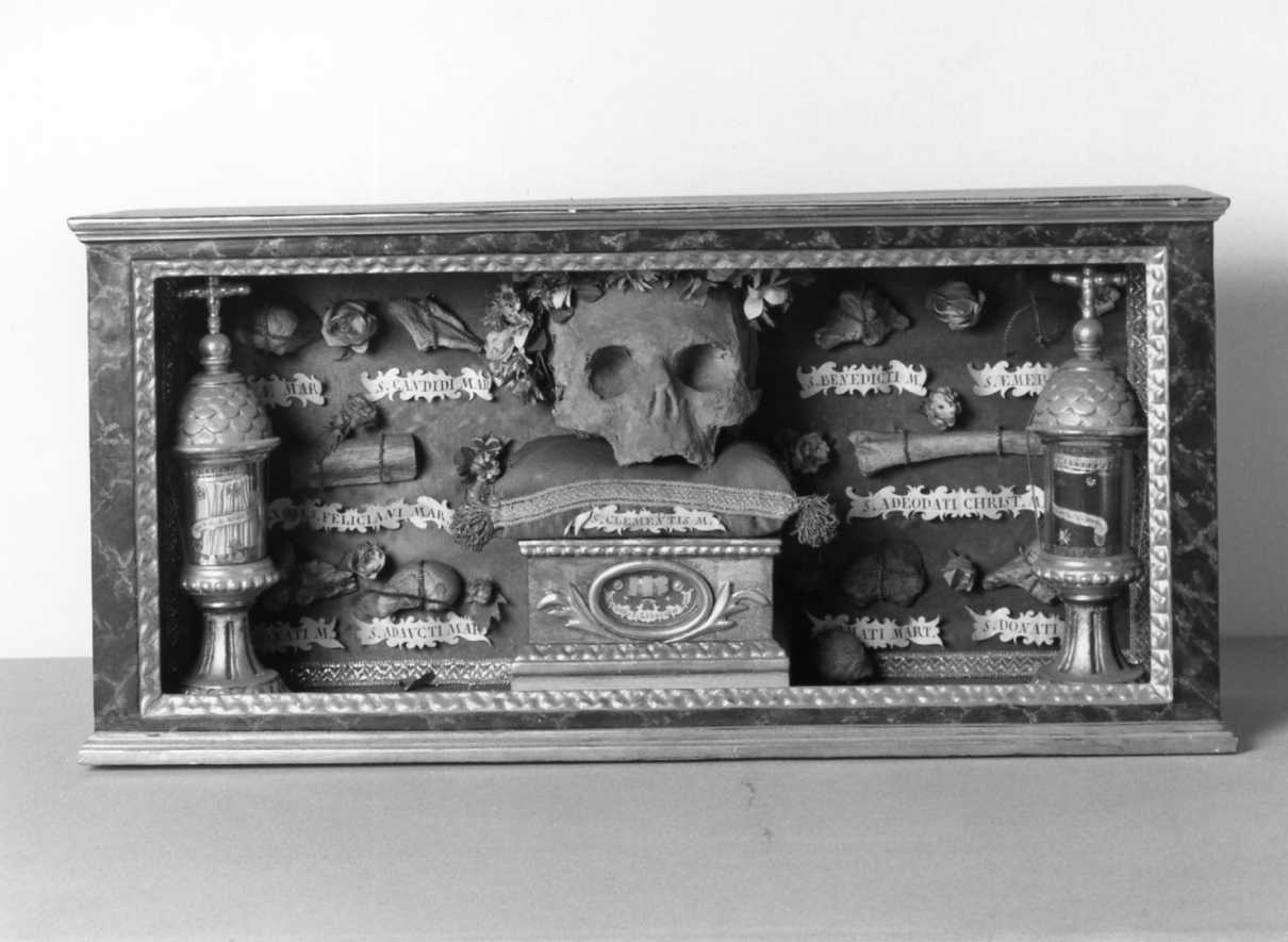 reliquiario a teca - ambito Italia centrale (prima metà sec. XVIII)